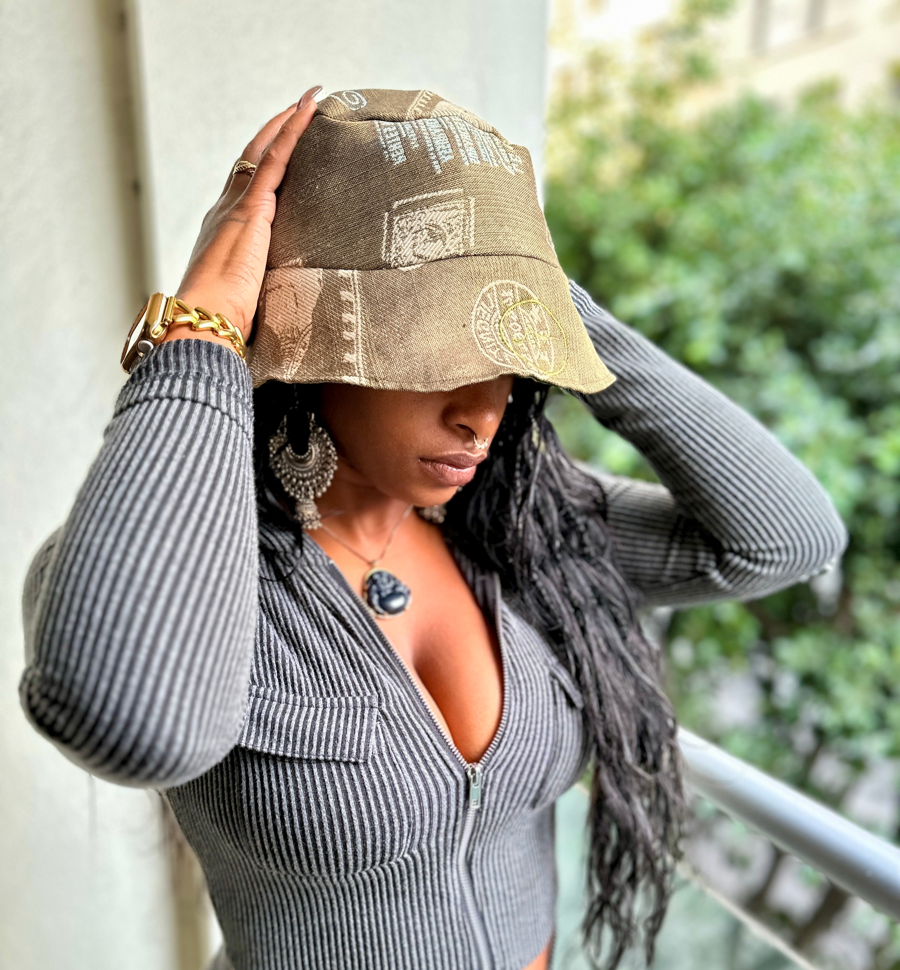 The Rue Bucket Hat – Embroidered Postcard Print in Light Blue, Olive & Tan